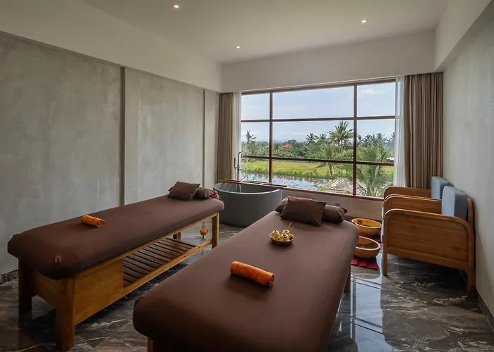 Hotel Emana Akatara 4*